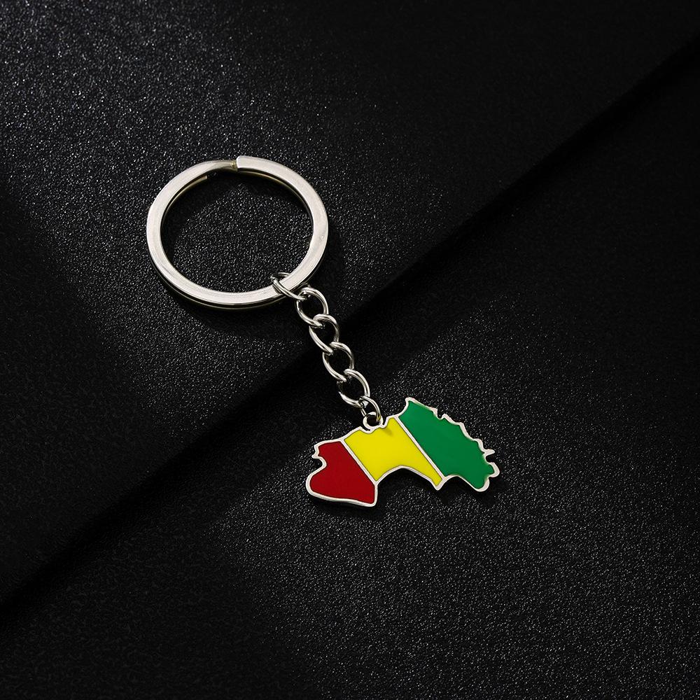 Retro Guinea Map Flag Keychain: Ethnic Style Stainless Steel Accessory for Men and Women