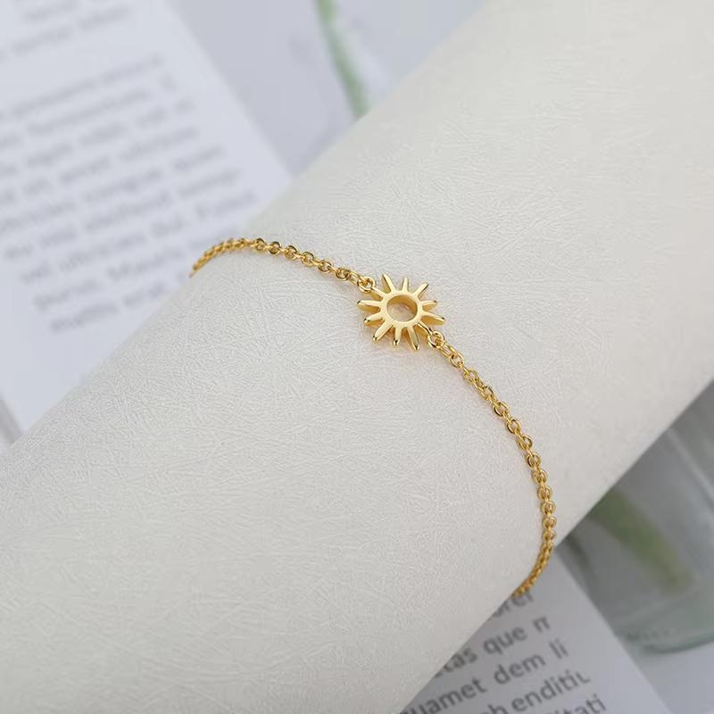 Dainty Mini Mama Letter Bracelet For Women Gold Color Stainless Steel Elegant Adjustable Link Chain Mother's Day Jewelry Mumgift