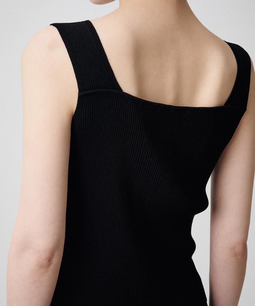 MUSINSA STANDARD WOMAN Women'S Ribbed V-Neck Knit Sleeveless Top [Black]