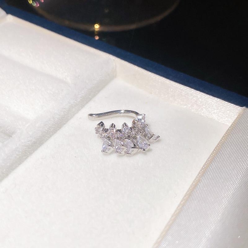 Korean Diamond-encrusted Flower Pearl Ear Clip Ring Jewelry Set, Exquisite Light Luxury, High Sense, Great Beauty, Versatile Jewelry