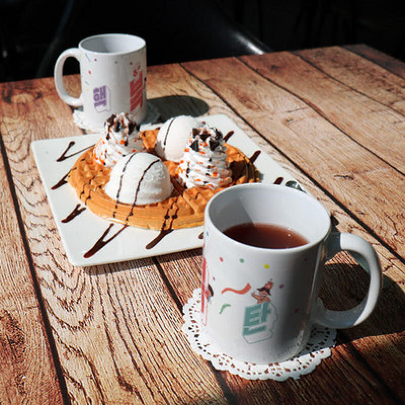 tb944-Design Mug 2p-Nuclear Bomb