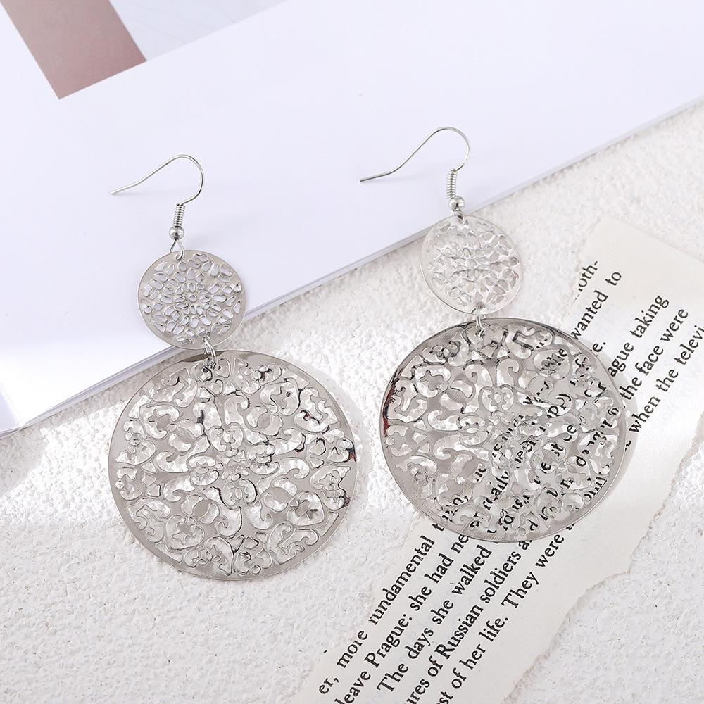 B505 Retro European & American Frosted Hollow Disc Earrings with Ethnic Carved Studs