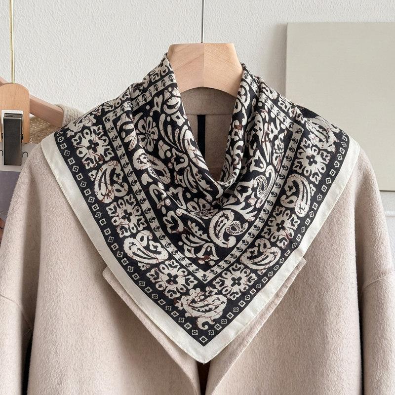 71 Cotton and Linen Retro Wind Green Geometric Small Square Scarf Silk Scarf Women's New Neck Protection Small Scarf Silk Scarf Neck High Sense