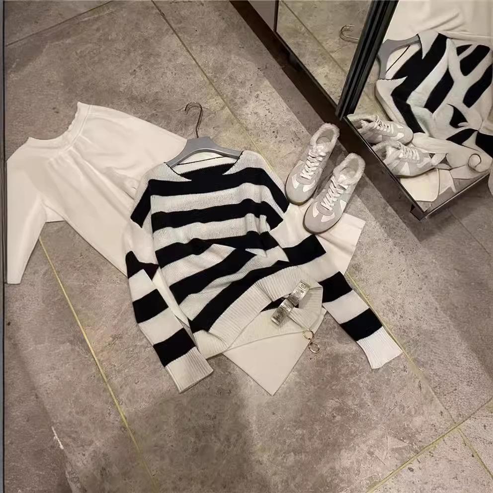 Women's Korean Style Striped Cashmere Round Neck Sweater – Soft, Comfortable, and Loose Fit
