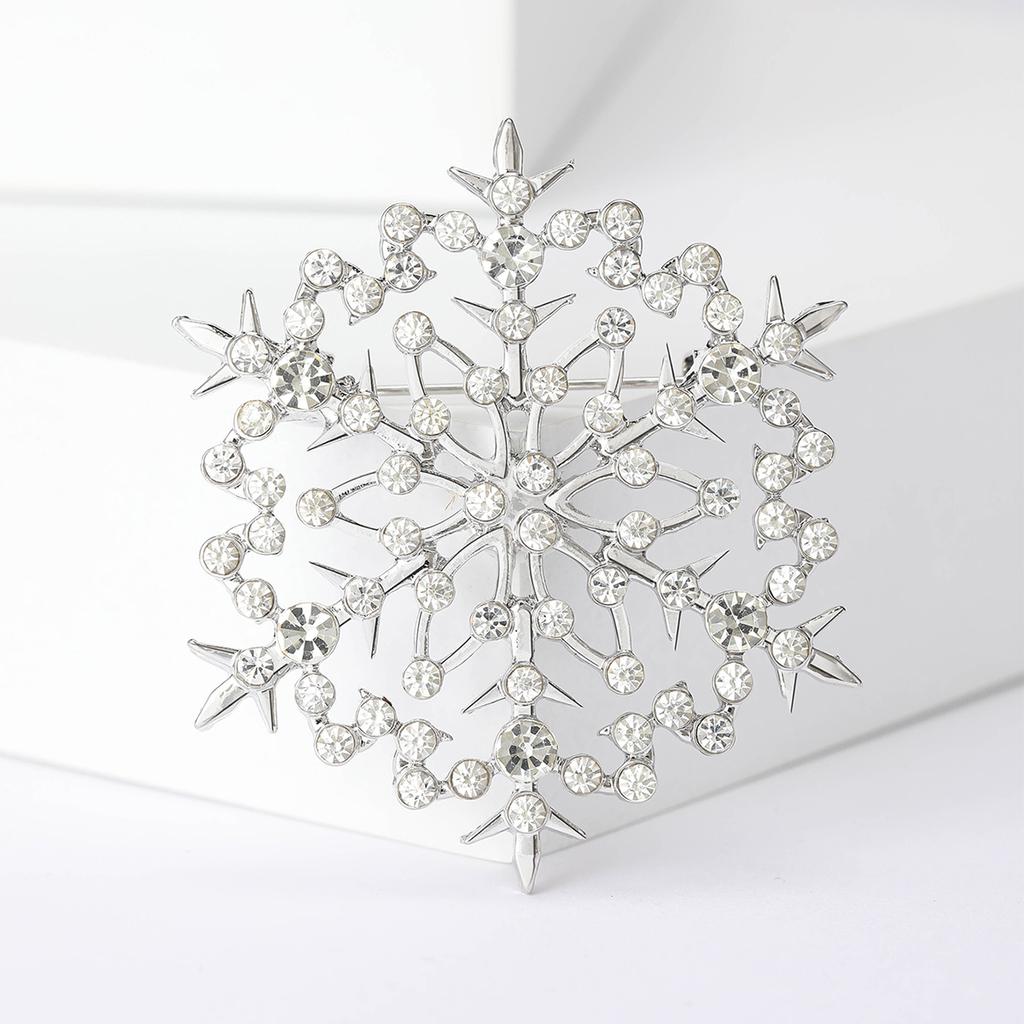 Rhinestone Snowflake Brooches for Women Unisex Christmas Pins Multi-color Available Fashion Jewellery Accessories Gifts