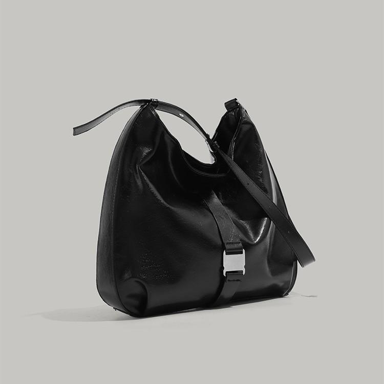 2024 New Women's Bag Large Capacity Commuter Tote Bag Niche Underarm Bag High-end Versatile Shoulder Crossbody Bag Trendy