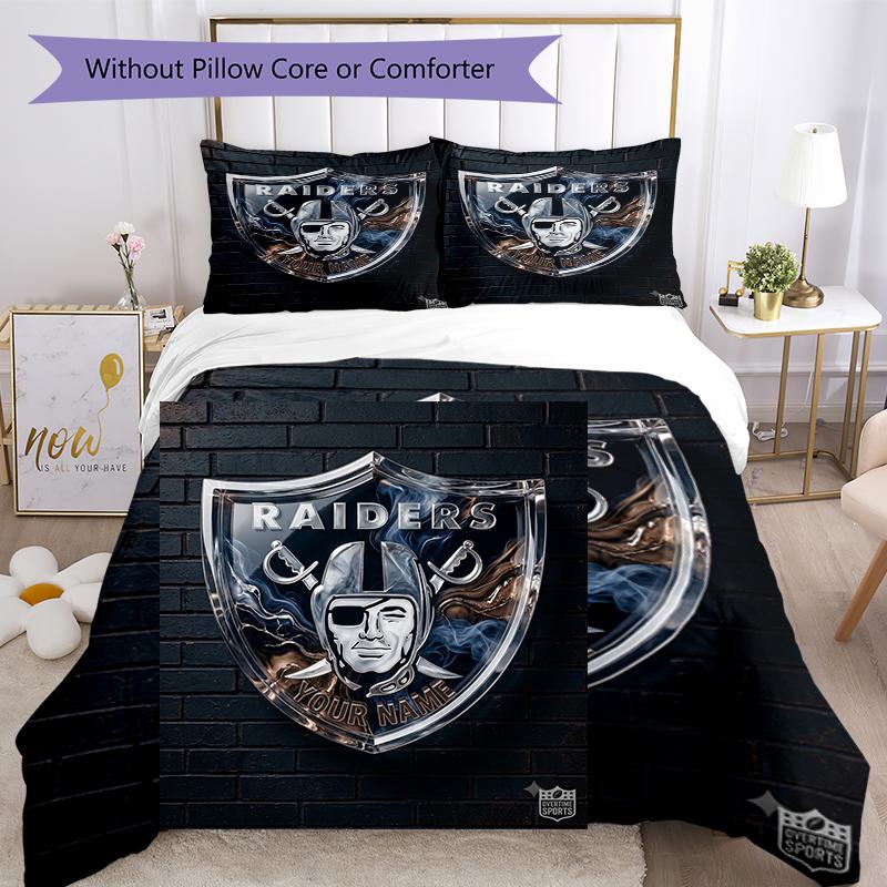 Zestaw pościeli z nadrukiem tarczy Raiders z imieniem na zamówienie, 3 szt. Zapięcie poszewki na kołdrę, zawiera 1 poszewkę na kołdrę i 2 poszewki na poduszki, miękki i wygodny na wszystkie pory roku.