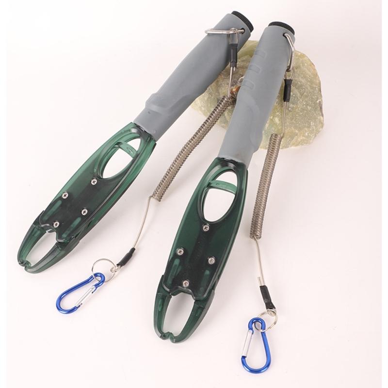 Ergonomischer Fischgreifer mit integriertem Wiegetool für effizientes Wettfischen