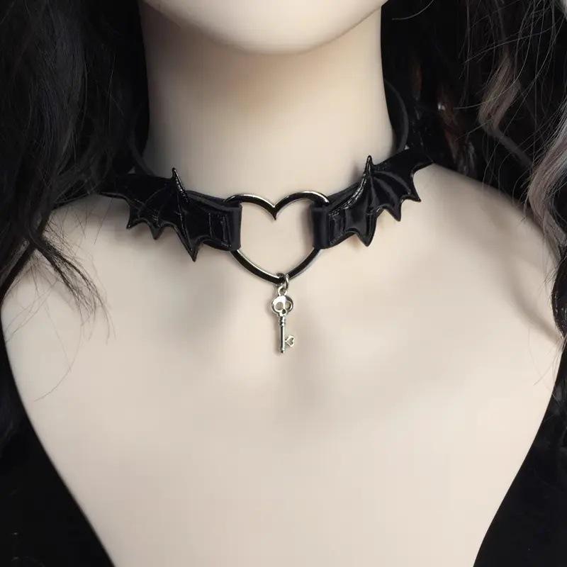 Spicy Girl Gothic Wings Garter Leg Strap with Heart Accent