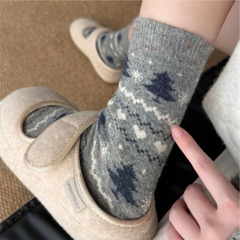 Women s Wool Blend Mid-Calf Socks Cute Floral Pattern Breathable Autumn Socks One Size