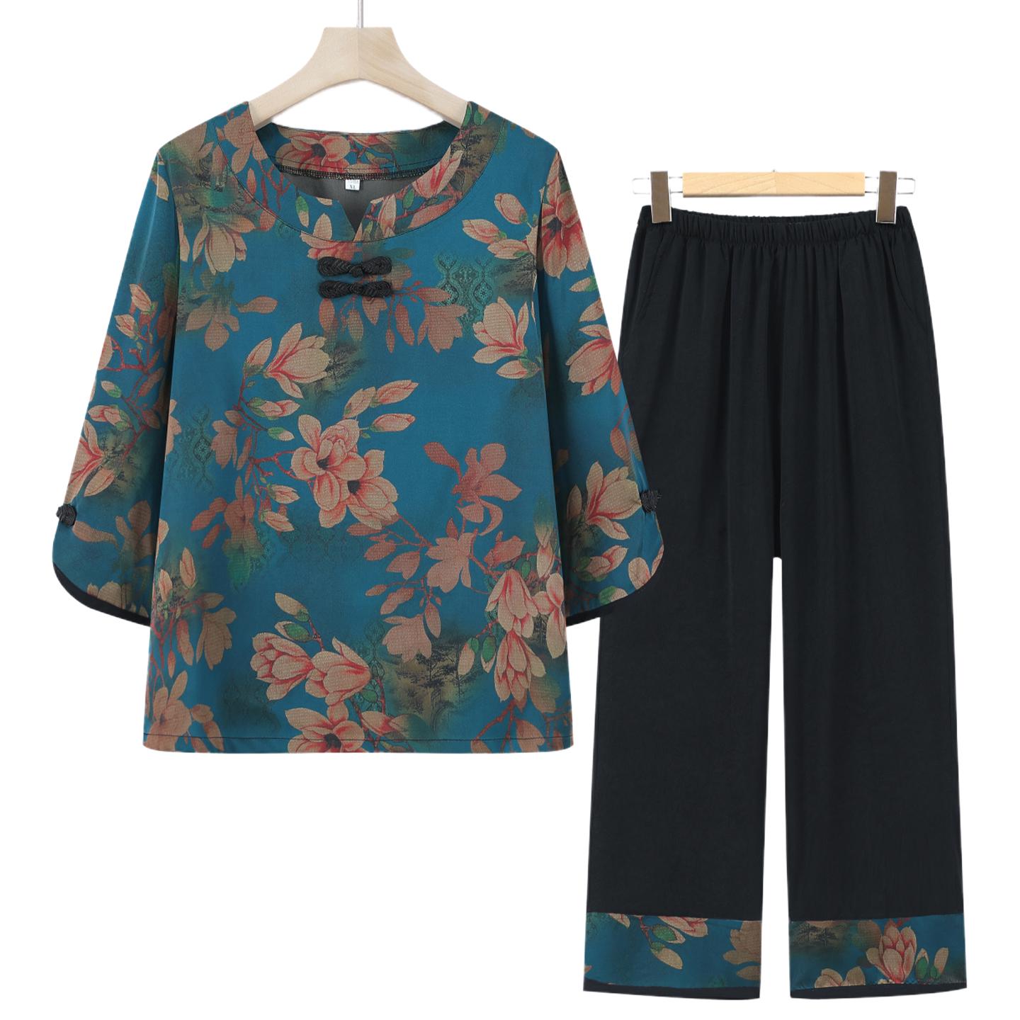 

Summer Short-Sleeve Top & Two-Piece Casual Set for Middle-Aged and Elderly Women 5XL (145-160 kg)