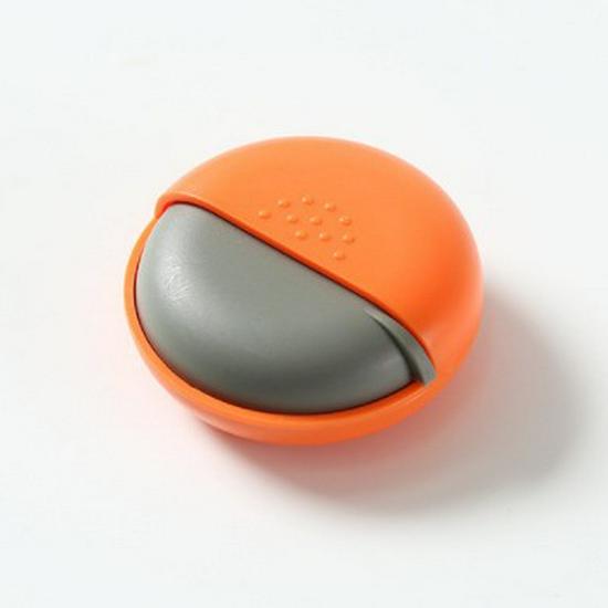

Compact & Colorful Rotating Pill Box & Earphone Winder - Portable Single-Compartment Round Storage for Travel & Home Use