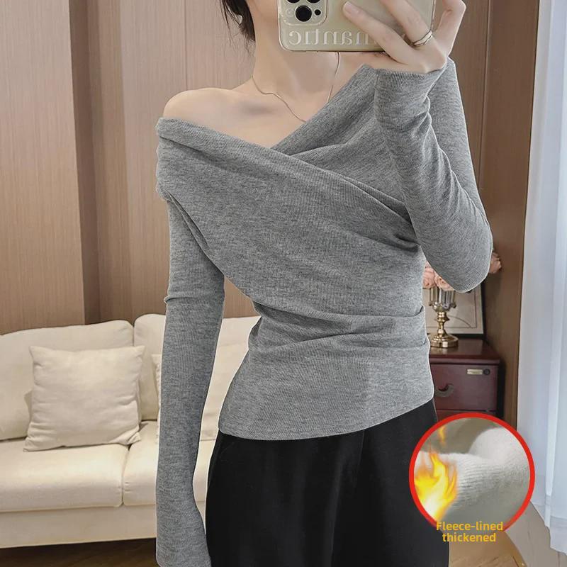 Versatile Plush Winter Thickened Off-Shoulder T-Shirt: Stylish Long-Sleeve with Irregular Design