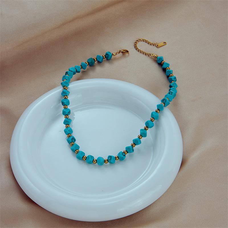Gold Plated Stainless Steel Irregular Turquoise Beaded Choker Necklace for Women синий