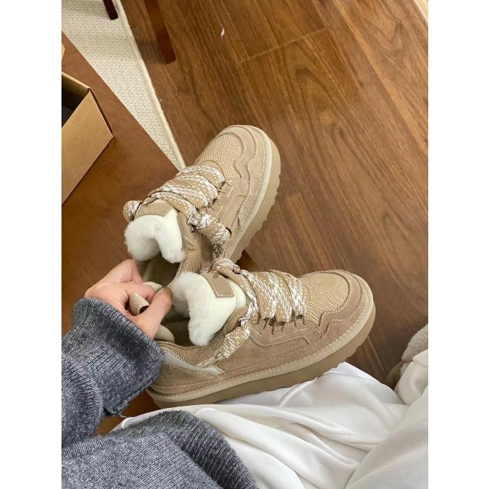 Sheepskin and Fur Integrated Snow Boots Women's Fashion Winter New Space-up One-pedal Non-slip Warm Sports Casual Cotton Shoes