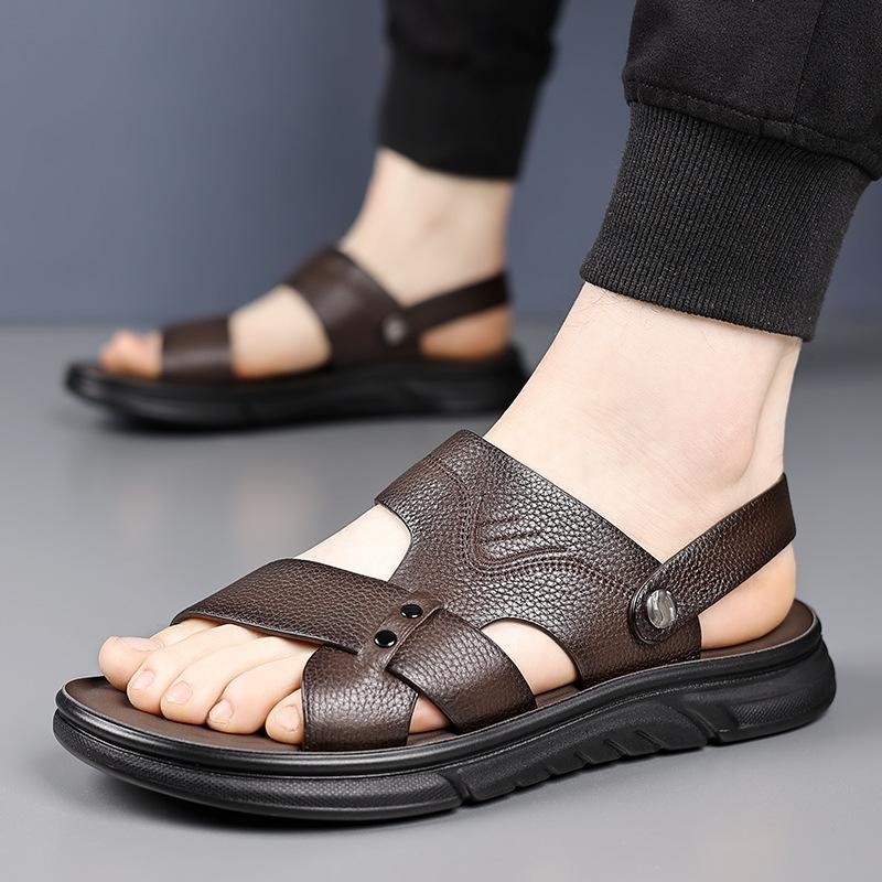 New first-layer cowhide sandals men's breathable leather beach shoes casual soft sole medium old dad men's shoes
