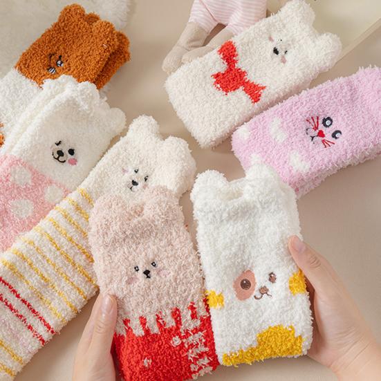 Fluffy Winter Crew Socks Cute Animal Embroidery Warm Socks Thick Fuzzy Plush Bear Cat Thermal Socks for Women Sleep Home Lounging