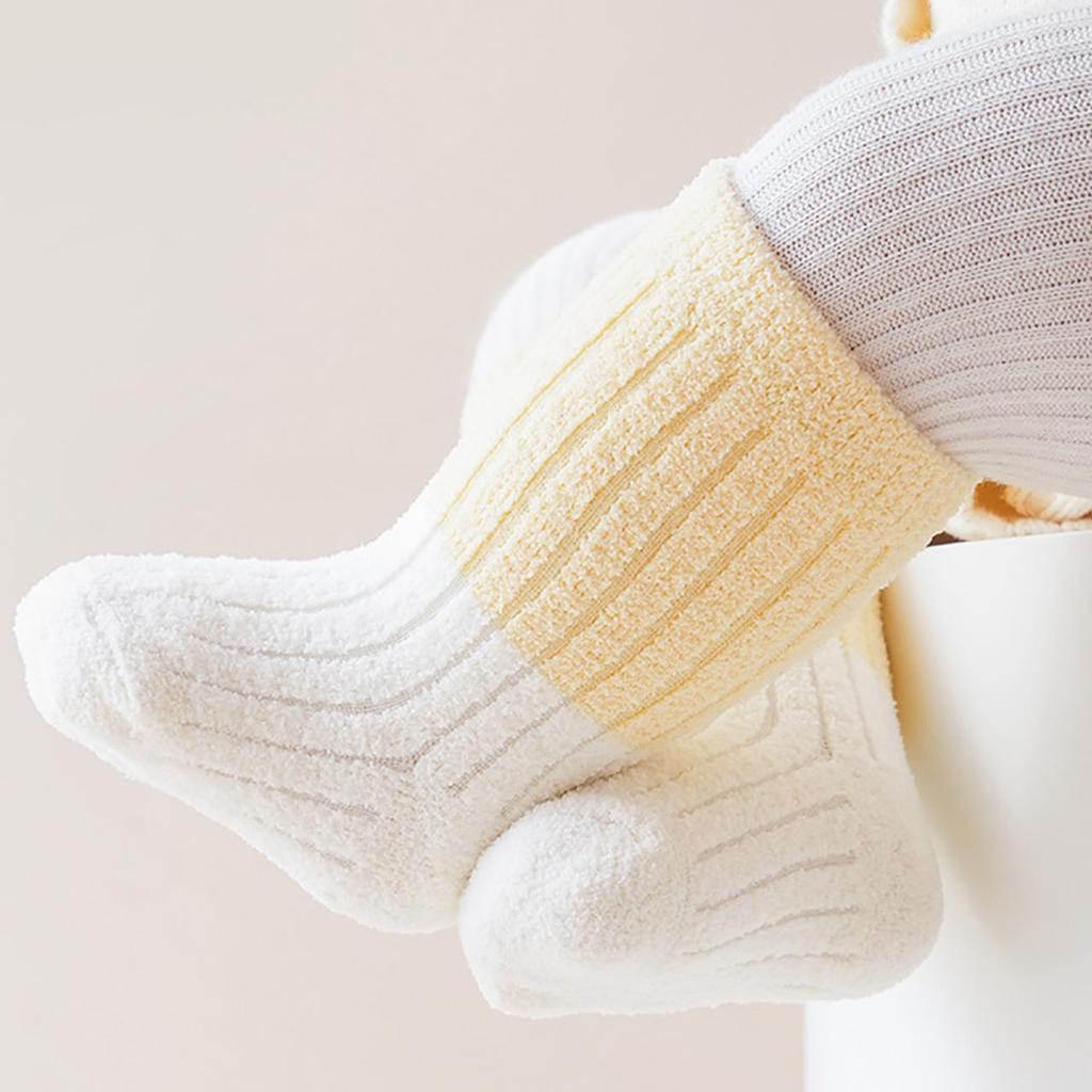 3 Paar Korallenvlies Babysocken Winter Warm Mittelhohe Socken für Säugling Kleinkind Patchwork Lockere Mündung Lange Socken