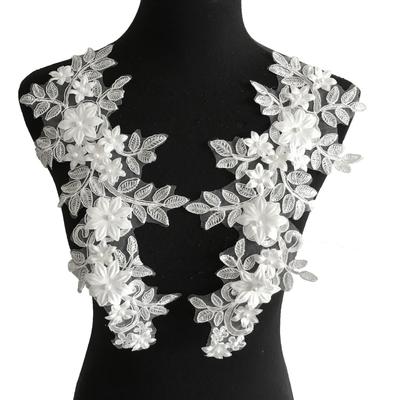 Elfenbeinfarbener Spitzenkragen mit 3D-Perlenstickerei für Brautkleid-Accessoires