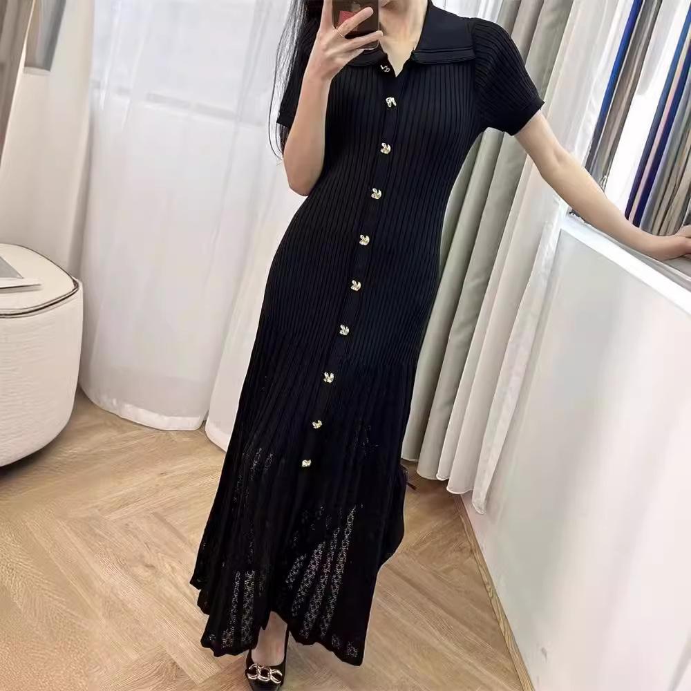 Elegant French-Style Short-Sleeve Knit Dress with Lapel & Waist Detailing, Summer 2024