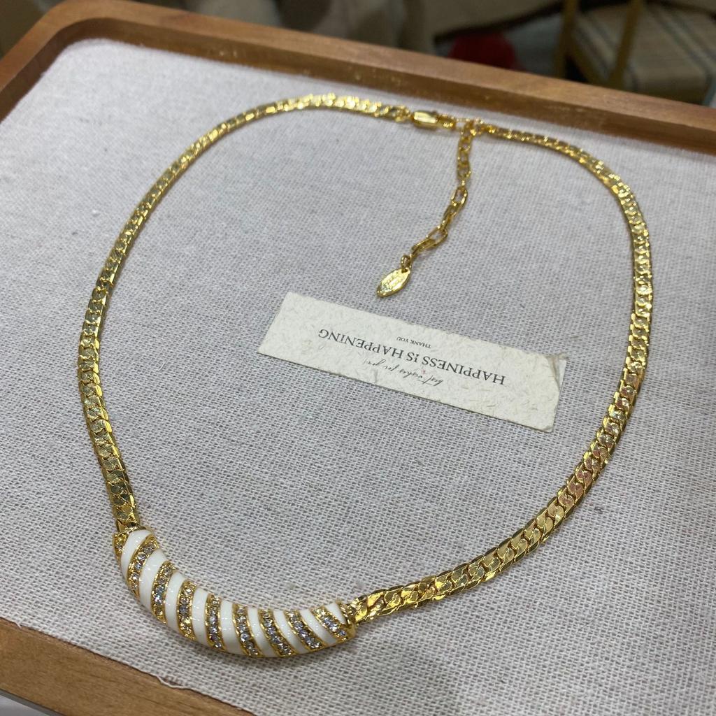 Medieval Vintage Necklace, Black Striped Diamond-Set Curved Oil Drip Collarbone Chain, Light Luxury High-End Item Decoration