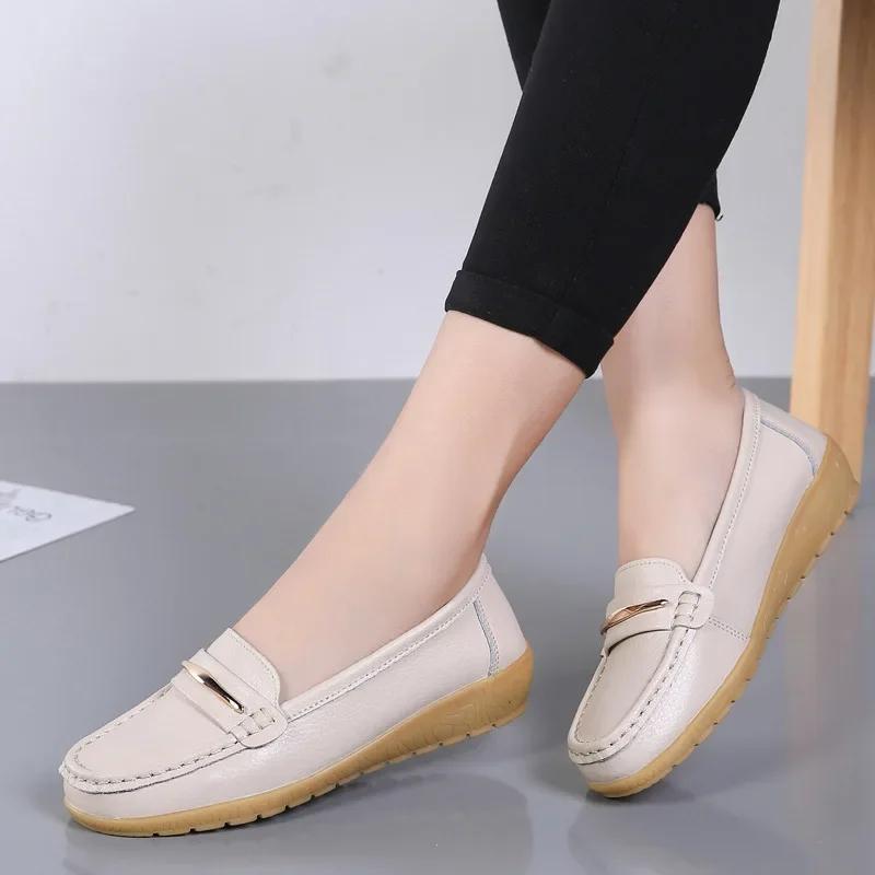 Fashion Classic New Leather Shoes comfortableBreathable Shoes Slip On Women Flats  Women's  Spring Autumn Mother Shoes