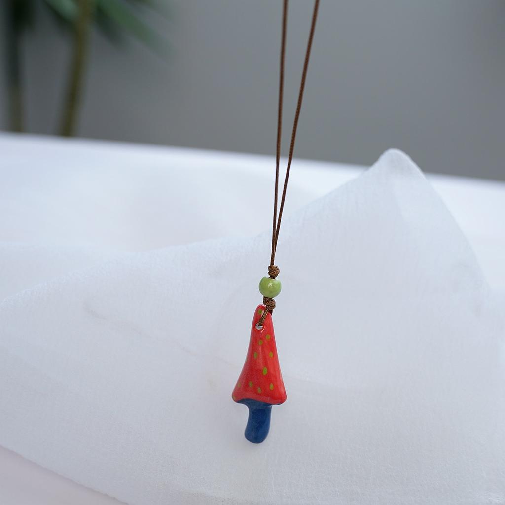 Hot-selling ceramic mushroom necklace accessories niche design necklace high sense