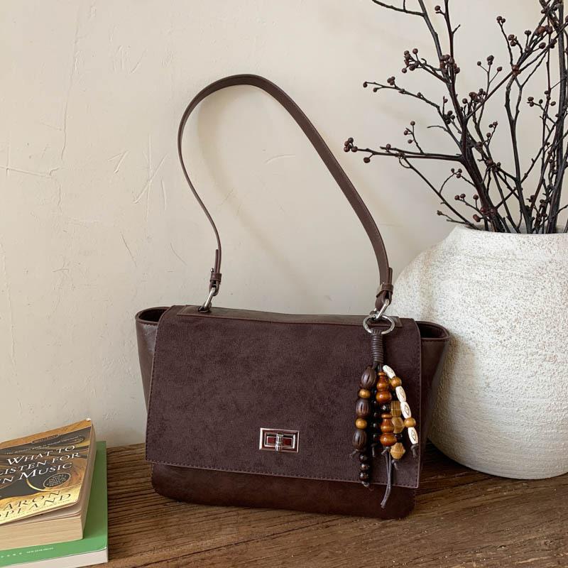 

Korean version retro matte suede tote bag large capacity commuter shoulder underarm bag 2025 new messenger bag bag women no pendant