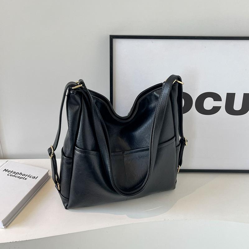 Commuter backpack women's high-end sense large-capacity shoulder bag popular retro versatile tote bag