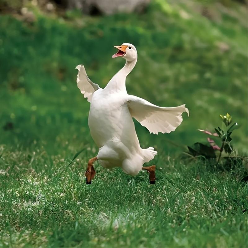 Acrylic Geese Garden Stakes Decoration Elegant Geese Decorative Stakes for Outdoor Garden and Patios Ornament