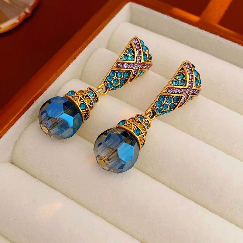 Silver Needle Pearl & Diamond Geometric Hollow Earrings - Elegant High-End Studs