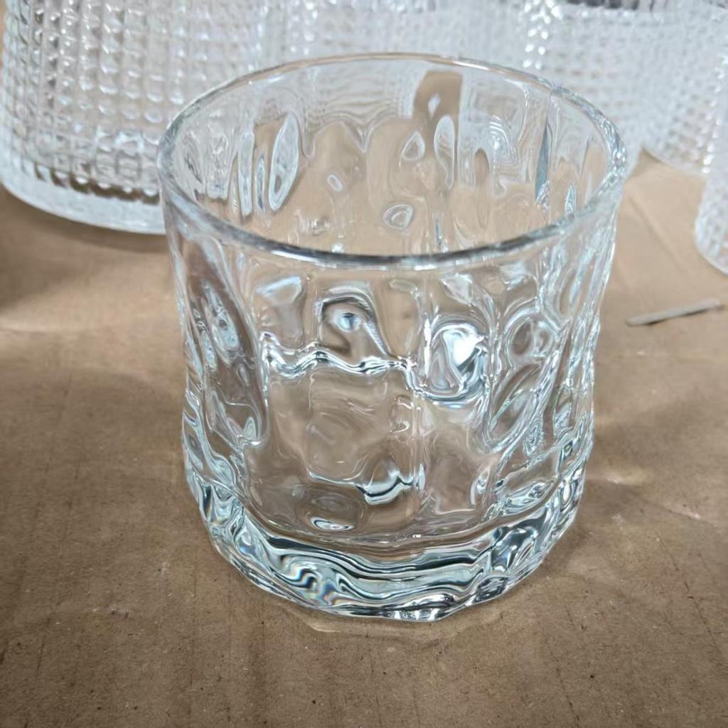 Bicchiere Tumbler Trasparente Rotante per Whiskey da Bar