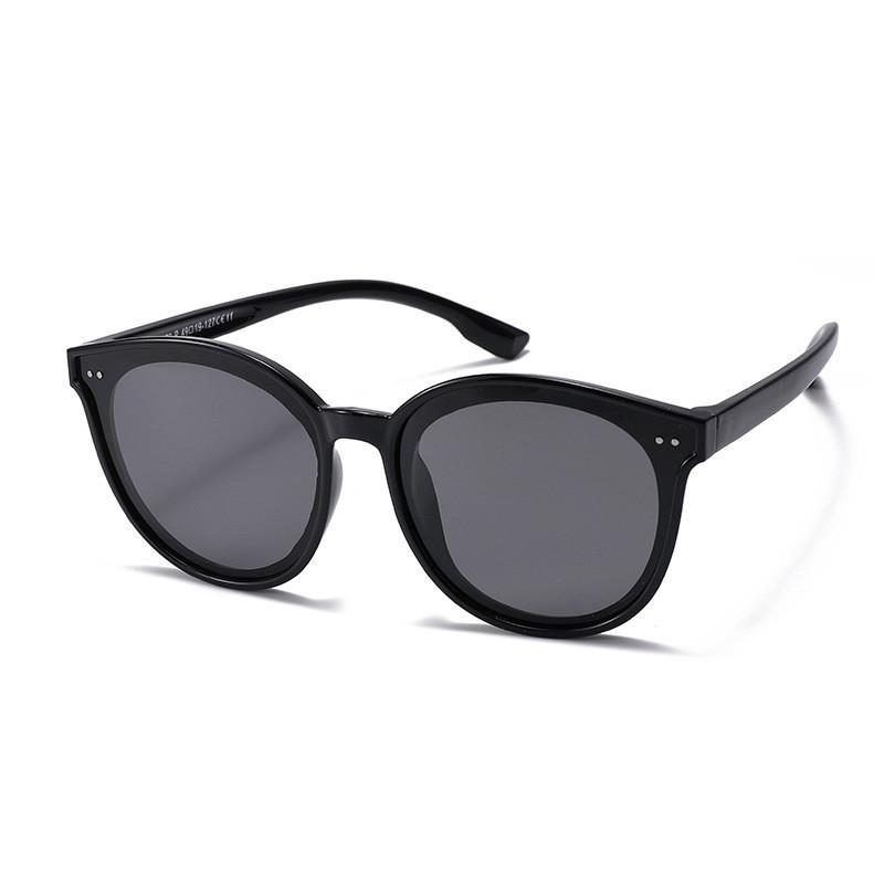 

Sunglasses Childrens Polarized Full Frame Design Summer Protection Outdoor Black