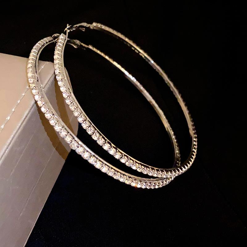 Silver Needle Diamond Round Earrings Exaggerated High-end Design Ins Earrings Niche Light Luxury Temperament New Earrings Women