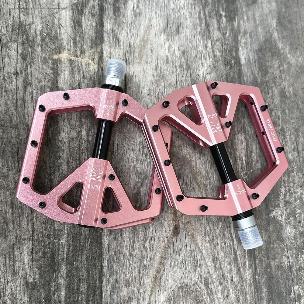 Aluminum Alloy Wide Anti-slip 3 Bearings Mountain Bike Pedal for General Use, Suitable for Steep Slopes, Bicycle Pedal Accessory