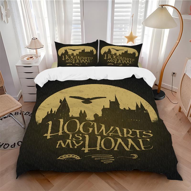 

3pcs Harry Potter Hogwarts Home Bedding Set, Soft Polyester Duvet Cover and Pillowcases Machine Washable Seasons all suitable 62 135x200cm