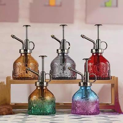 Retro Europäischer Geschnitzter Glas Sprühgießkanne für Gartenarbeit und Desinfektion