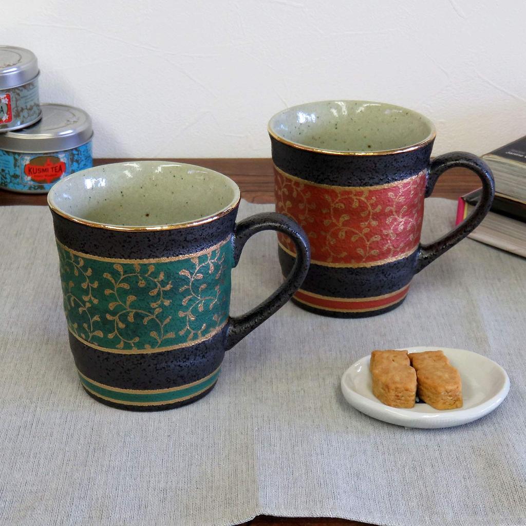 Kutani Ware Pottery Pair Mug Gold Arabesque AK5-0886