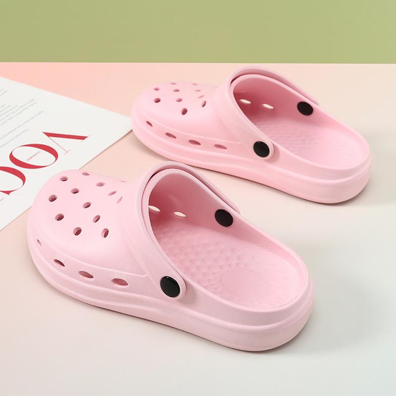 Lochschuhe Damen Sommerbekleidung rutschfest und leicht Taschenkopfschlepp dicke Sohle erhöhend atmungsaktive Sandalen Herren