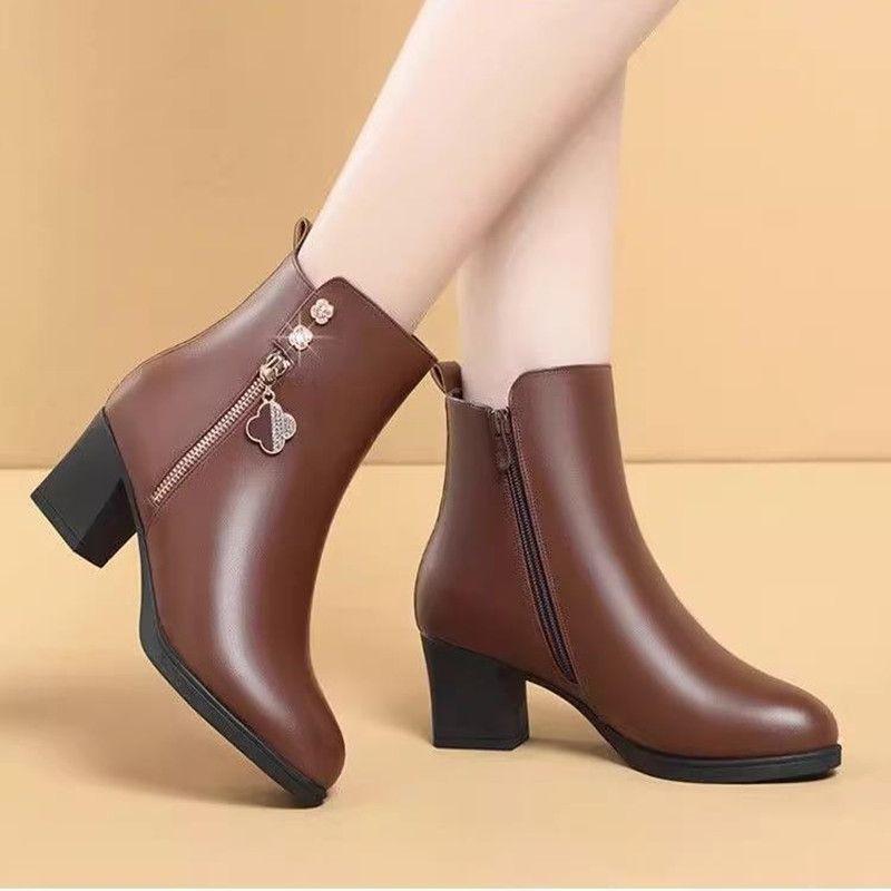 Ghete scurte din piele pentru femei 2025 toamnă și iarnă noi cu talpă moale, toc gros, toc mediu, cizme de damă, primăvară și toamnă, versatile, stil străin, wome