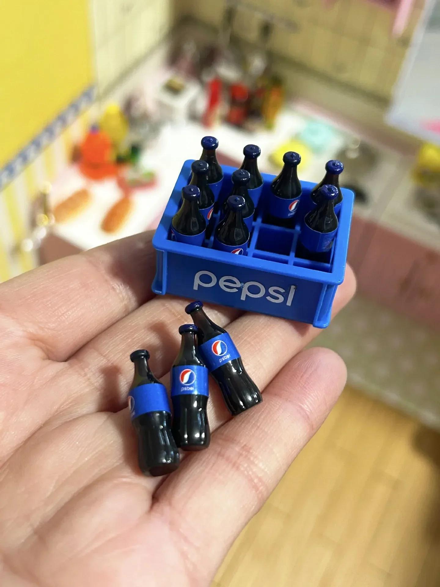 1:12 Dollhouse Mini Coke Basket Miniature Food Model Dollhouse Decoration Doll Kitchen Play Scene Accessories Doll Houses