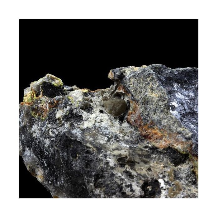 Pierres et Minéraux. Stolzite + Galène. 680.5 ct. Sainte-Lucie, Occitanie, France..