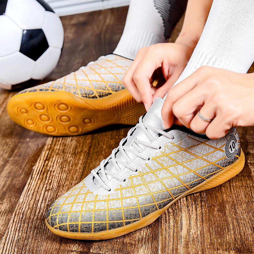 Kid's Football Boots Men's Large Size Football Shoes Low-top Outdoor Non-slip Professional Training Football Boots