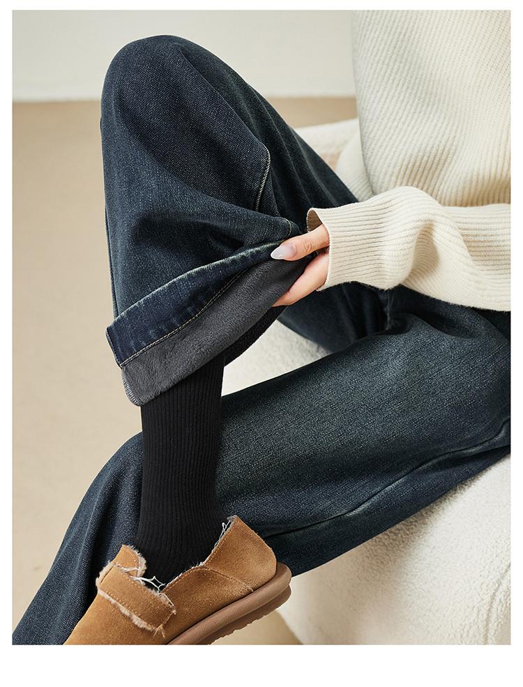 Thick and plush high waisted wide leg jeans for women in winter 2025, fashionable, loose and versatile, slimming and floor length pants