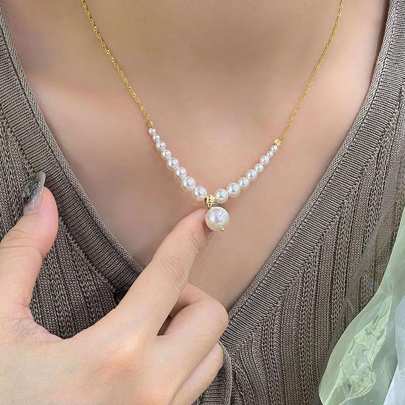 Französische Retro-Palaststil-Perlenkette mit einem leichten Luxus- und High-End-Gefühl, Perlenkette mit Farbverlauf