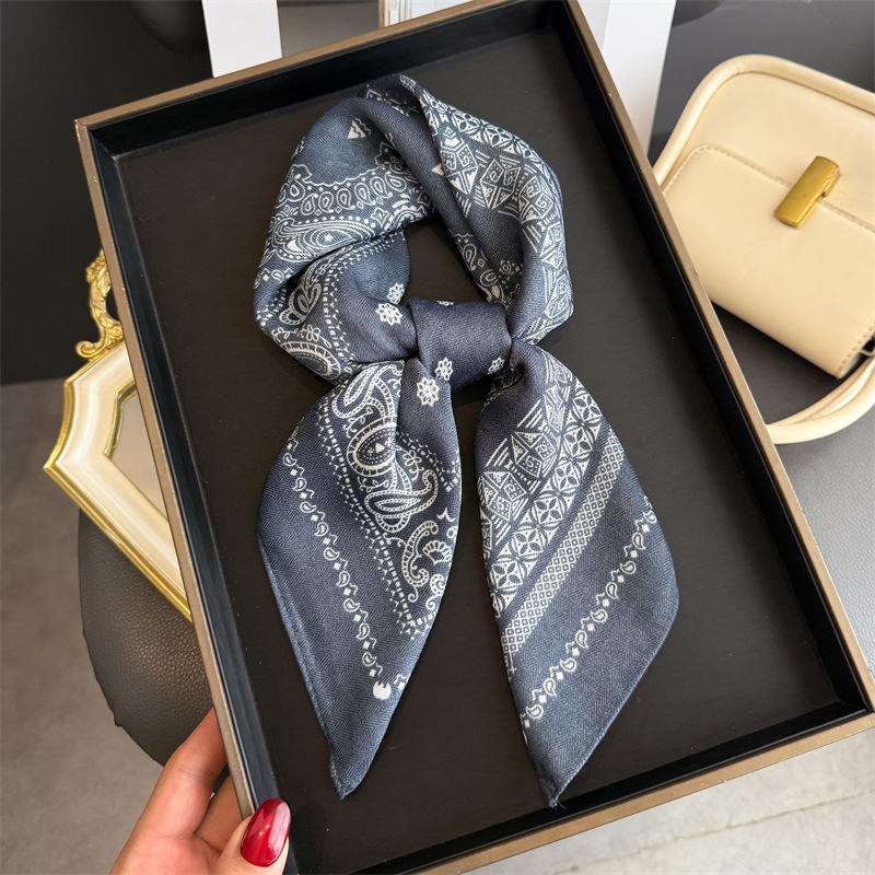 Autumn and winter cashew nut imitation velvet herringbone pattern cotton and linen small square scarf silk scarf headscarf shawl sun protection scarf