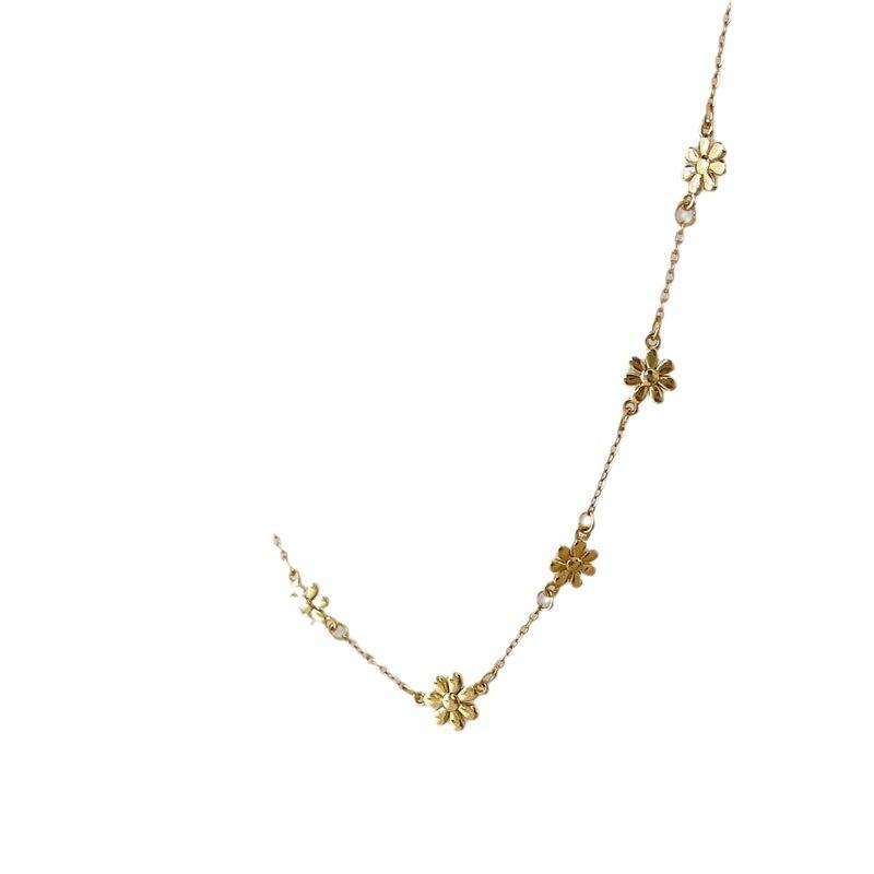 Sweet Girl Heart Daisy Small Flower Necklace Women's Collarbone Chain Autumn Style Ins Light Luxury Flower