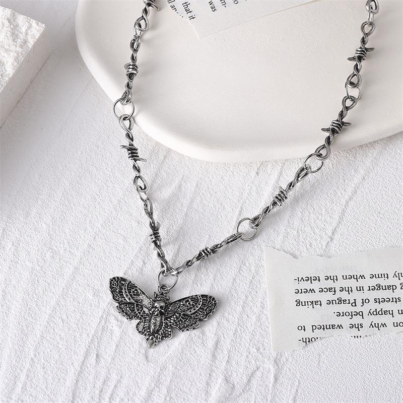 Cross-border Gothic Skull Moth Pendant Necklace with Barbed Wire Chain