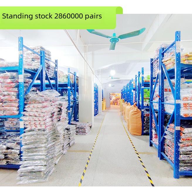 "Havlu Tabanlı Yetişkin Kaymaz Nefes Alabilen Orta Boy Antrenman Futbol Çorapları"