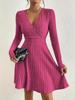 Herbst und Winter Neues V-Ausschnitt Sexy Taille A-Linie Regenschirmrock Big Swing Langarm Strickkleid